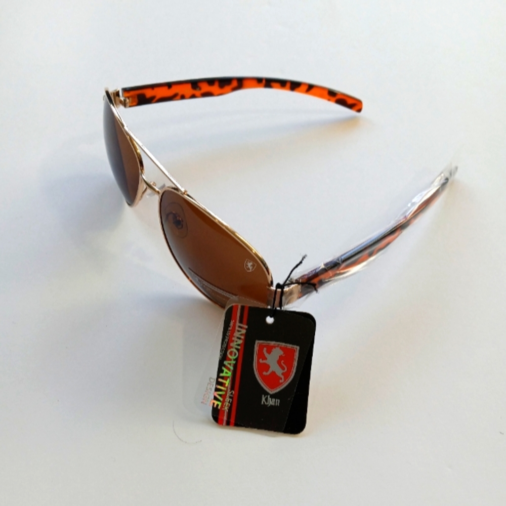 NWT Khan Women's  sunglasses